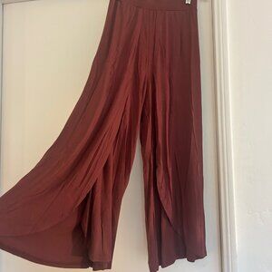 Terracotta wide-leg flowy pants